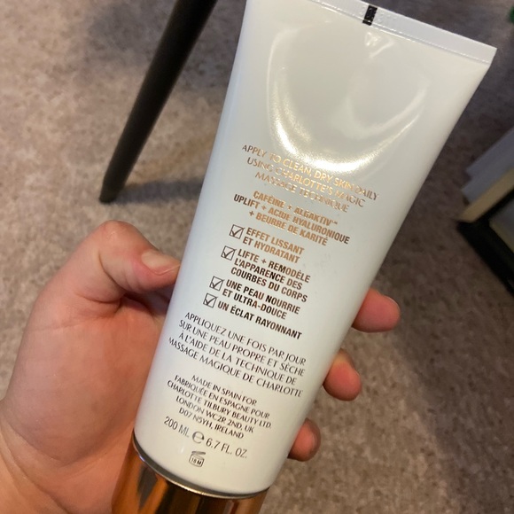 Charlotte the Tilbury Magic body cream - Picture 7 of 16